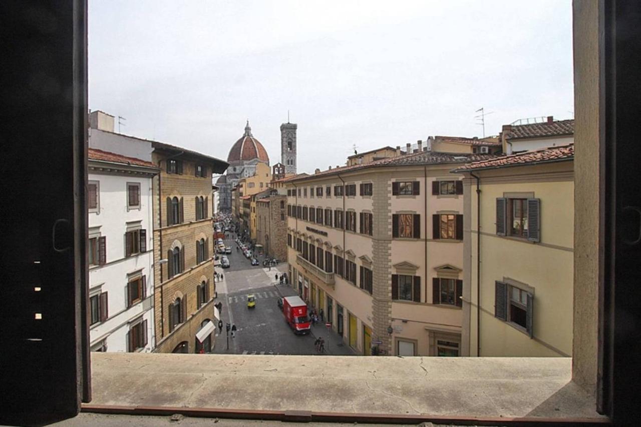D'Home Florence Luaran gambar