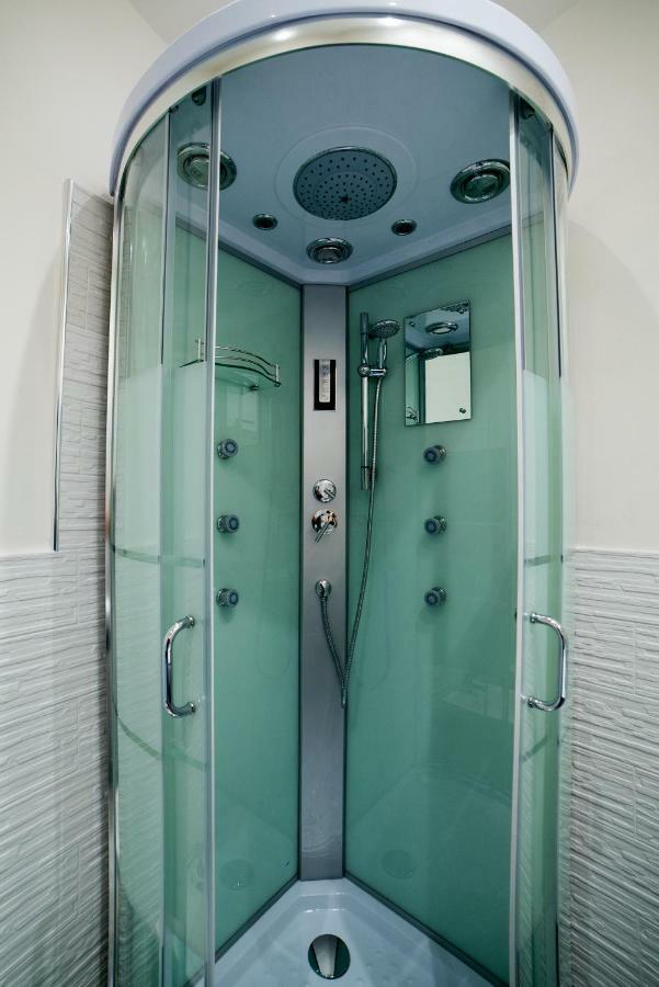 D'Home Florence Luaran gambar