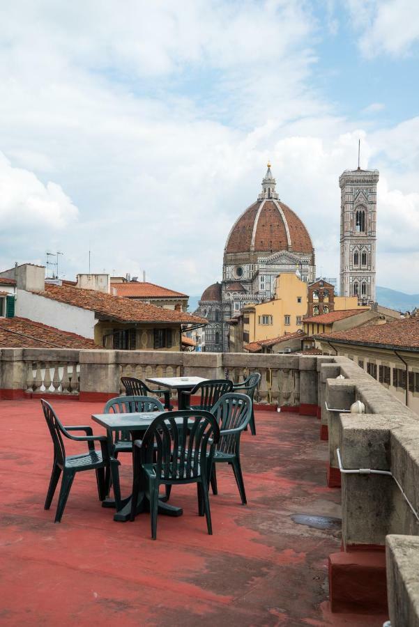 D'Home Florence Luaran gambar