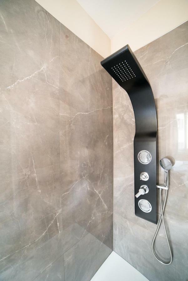 D'Home Florence Luaran gambar