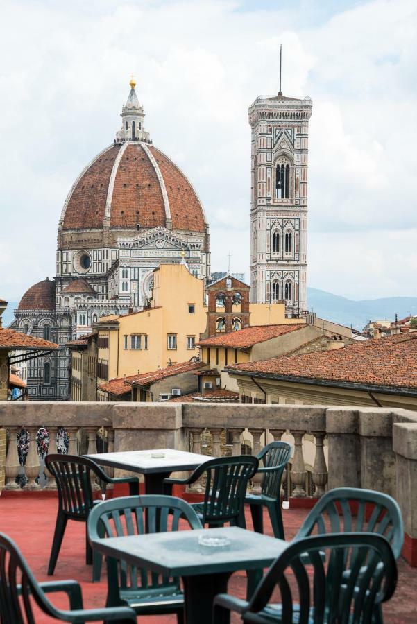 D'Home Florence Luaran gambar